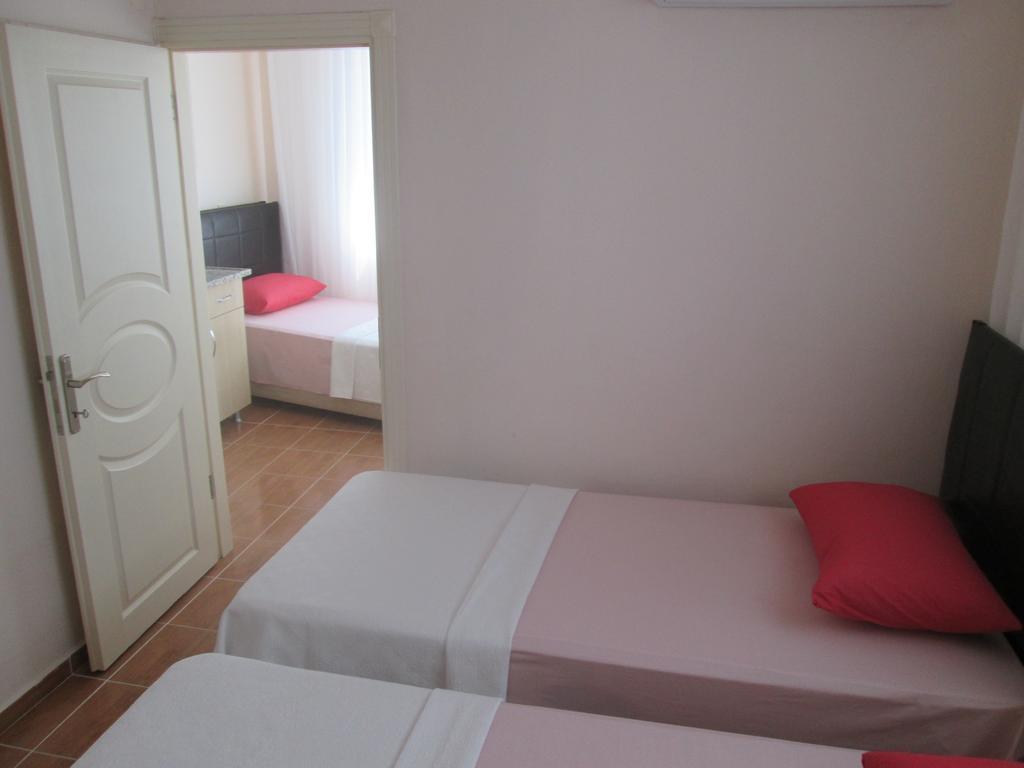 Avsa Cane Motel Türkeli Quarto foto